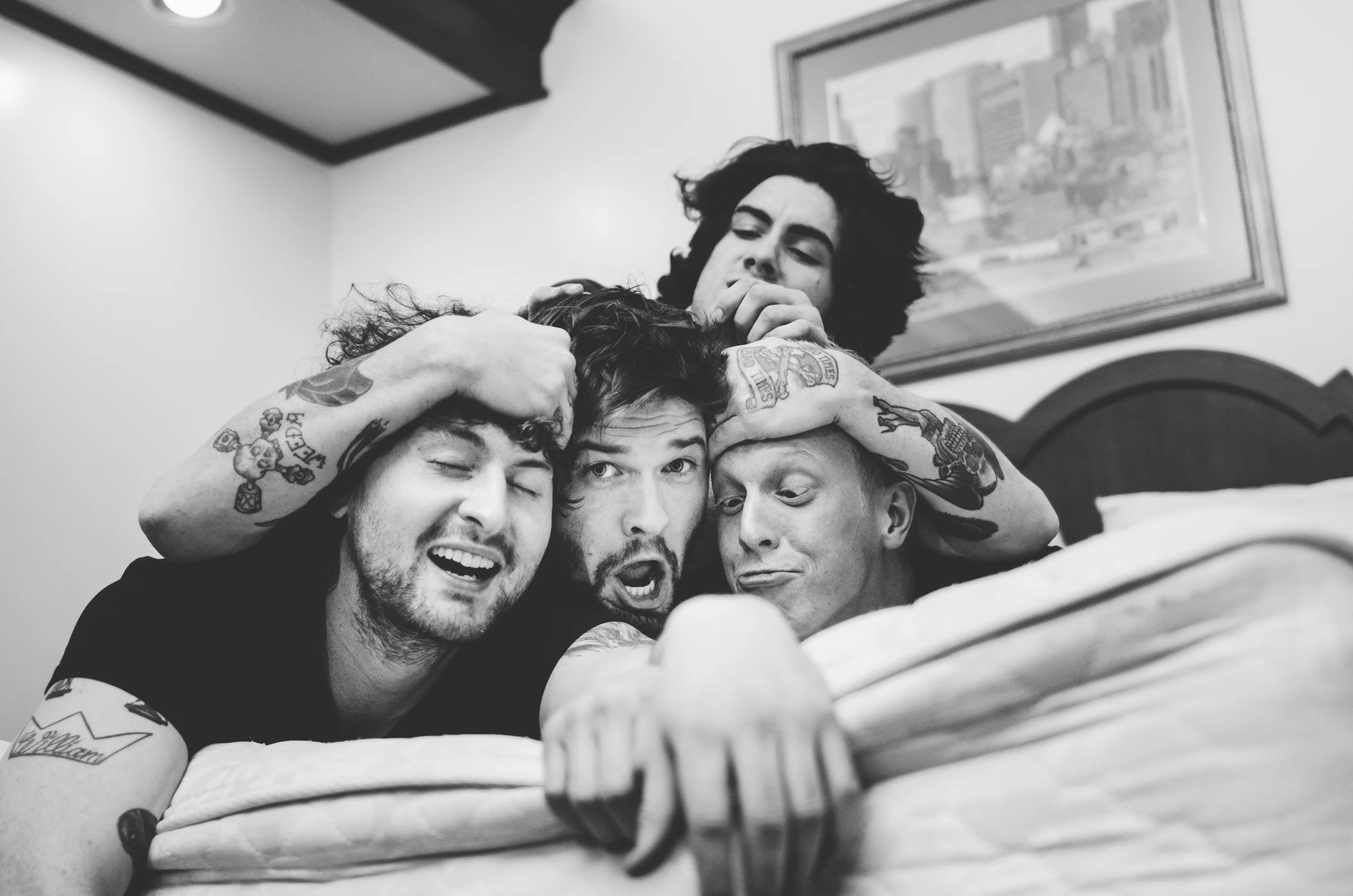 Des Moines Register Holy White Hounds Signed To Razor Tie Alyssa Leicht Holy white hounds is an american rock band from des moines, iowa. alyssa leicht