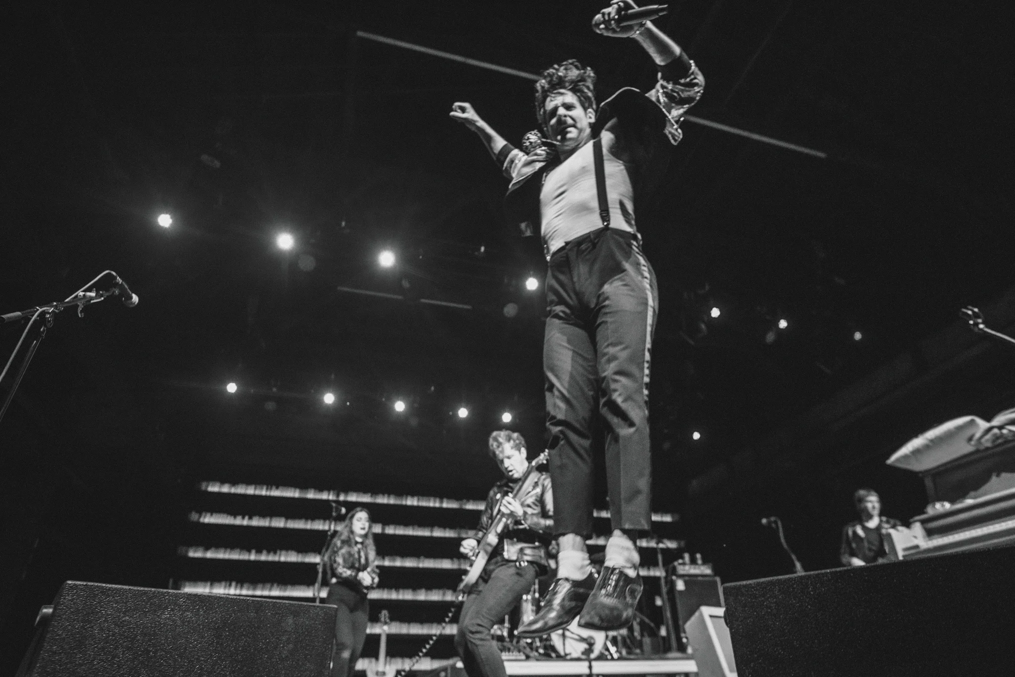 alyssaleicht-lowcutconnie-therustbelt-eastmoline-2019-04-18-18.jpg