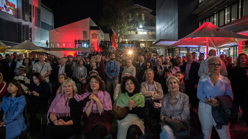 exhibition-opportunity-head-on-festival