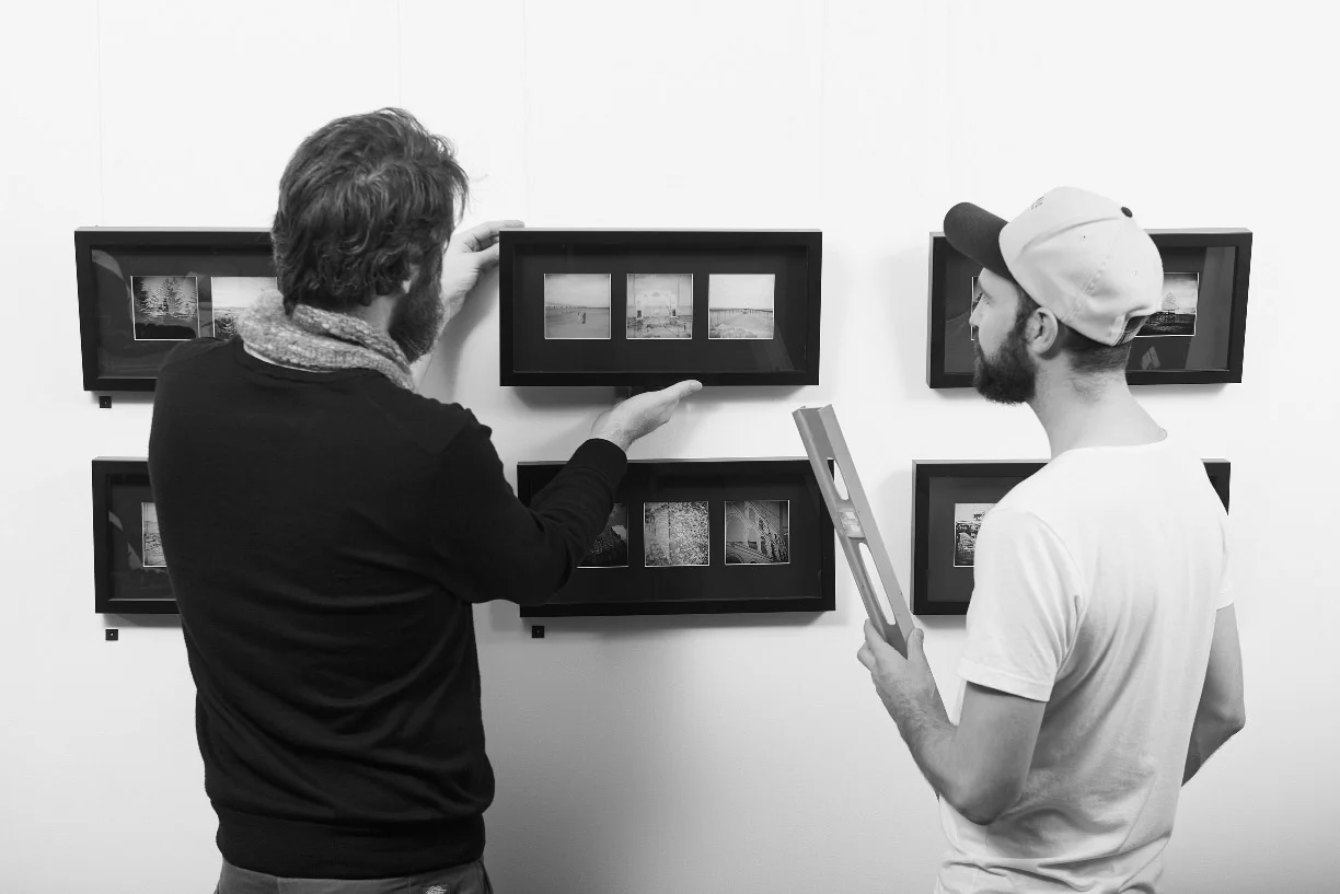 Gallery Hang 2 1200px.jpg