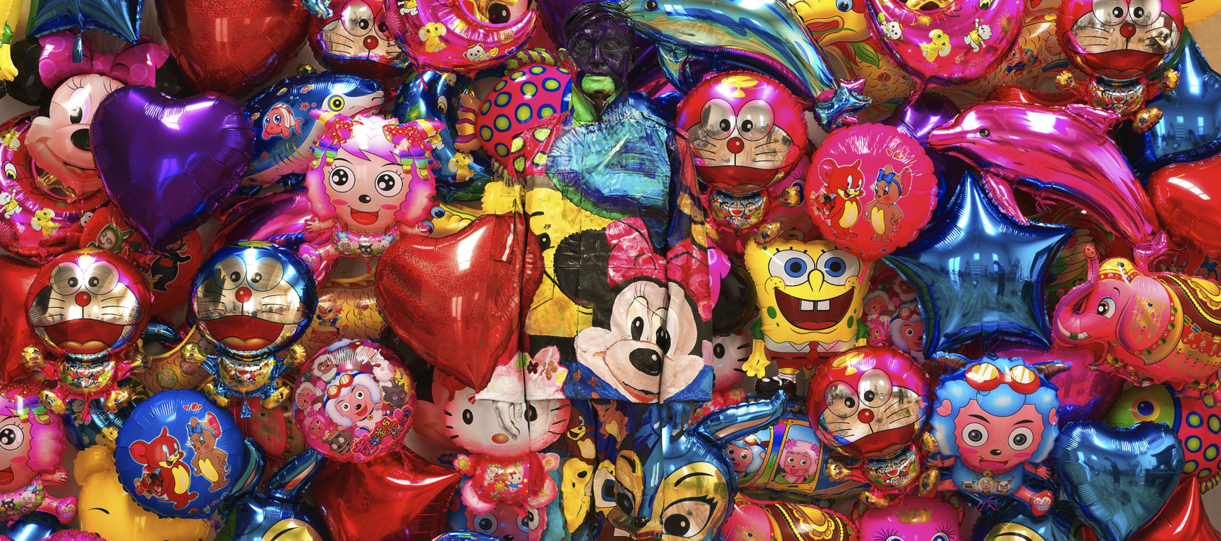 2019-liu-bolin-camoflage