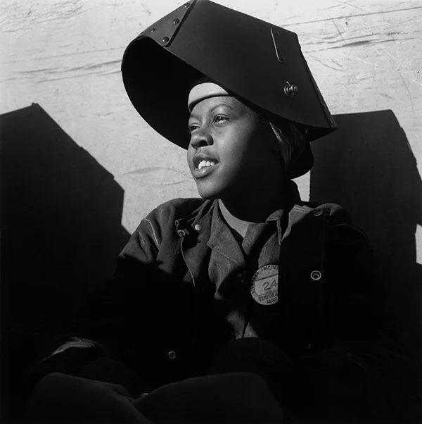 Shipyard-Worker1.jpg
