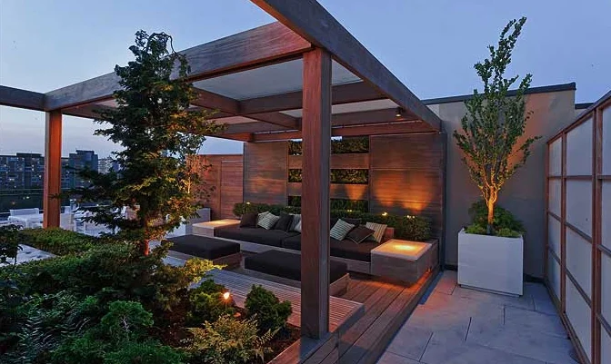 &nbsp; &nbsp;&nbsp;image via: ronaldholbrook.com   &nbsp; &nbsp;Use timber for a striking and structured contrast to lush foliage. &nbsp;&nbsp;