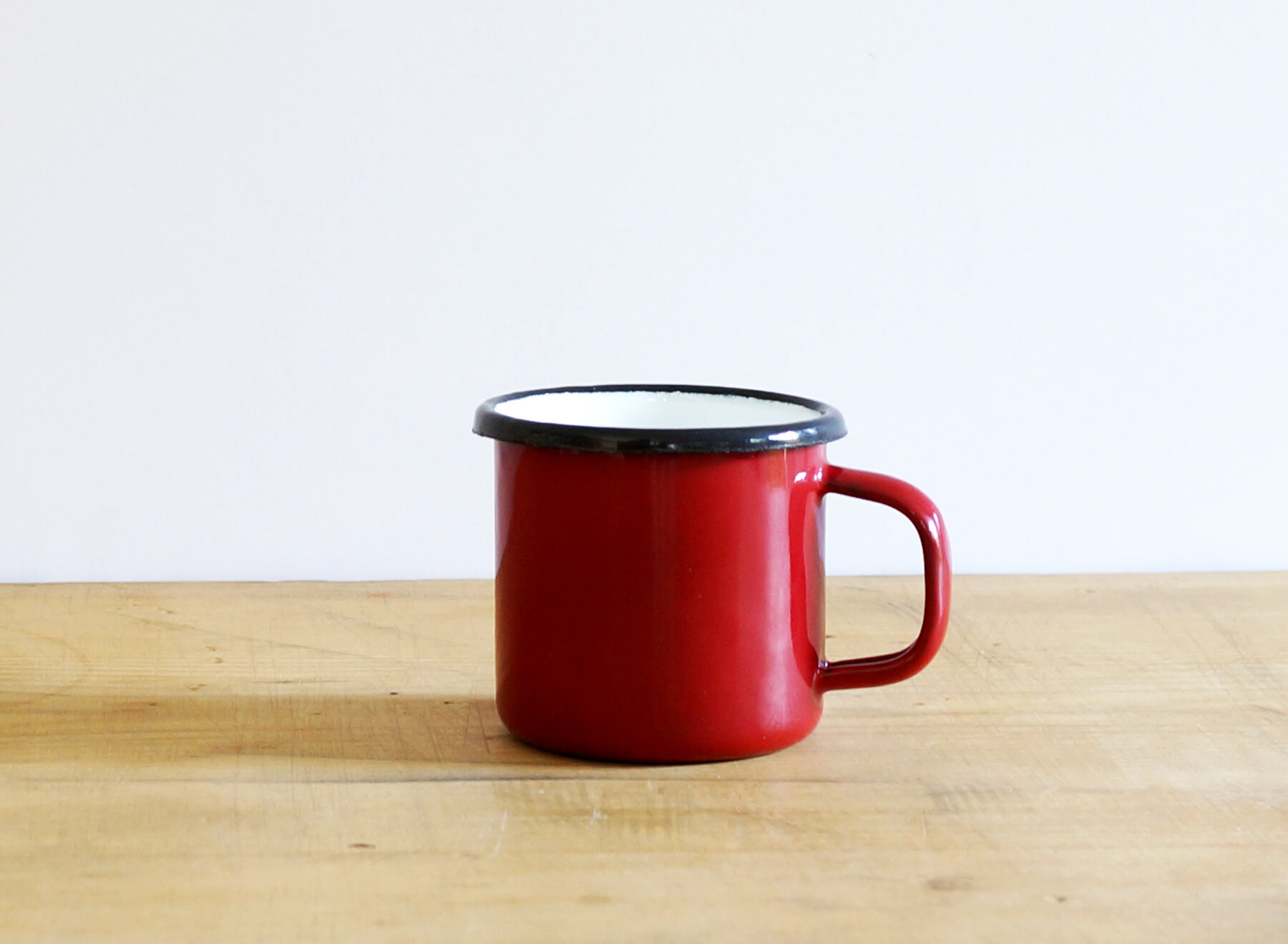 Red_Mug_Small_1.jpg