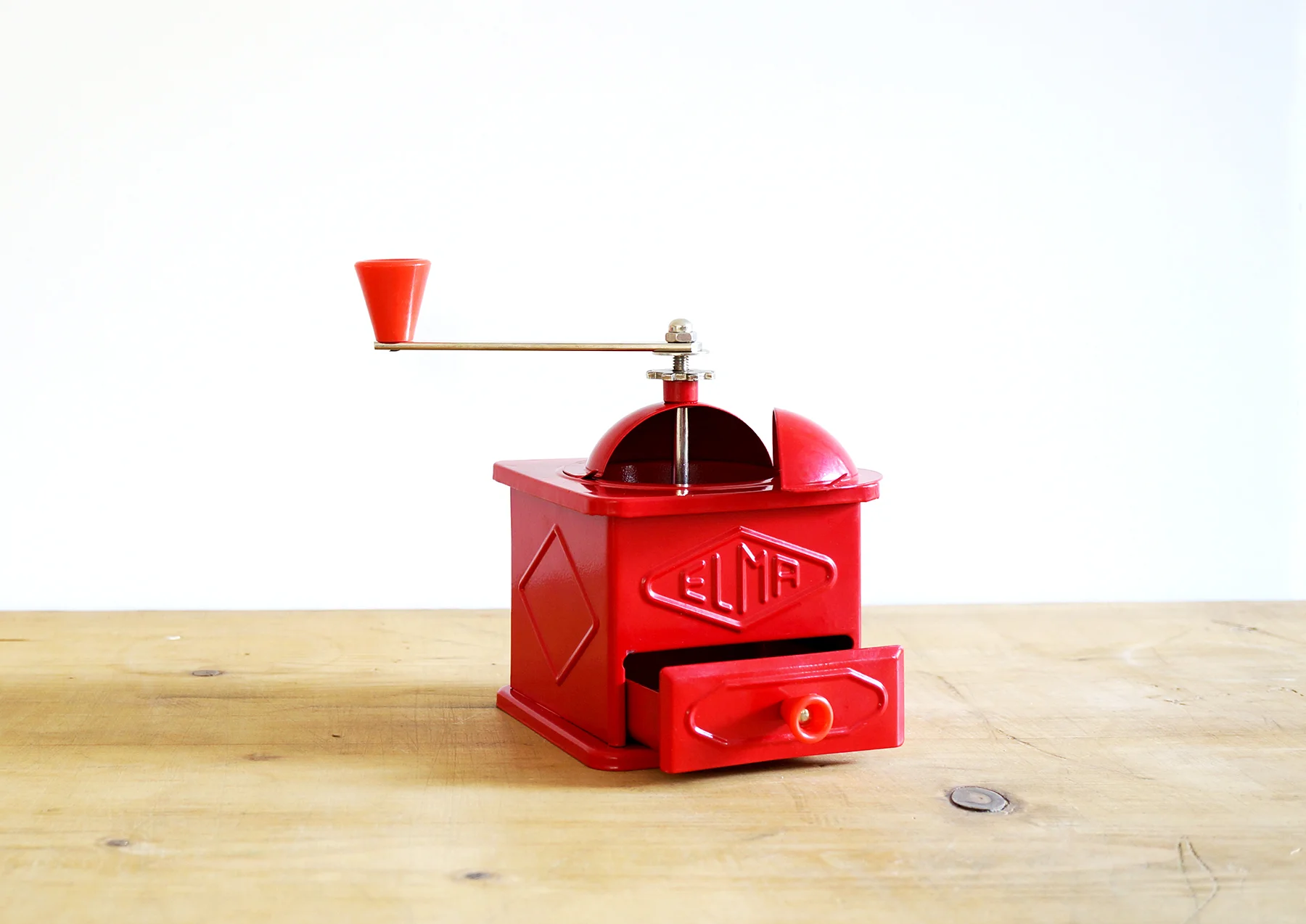 Coffee_Grinder_red_2.jpg