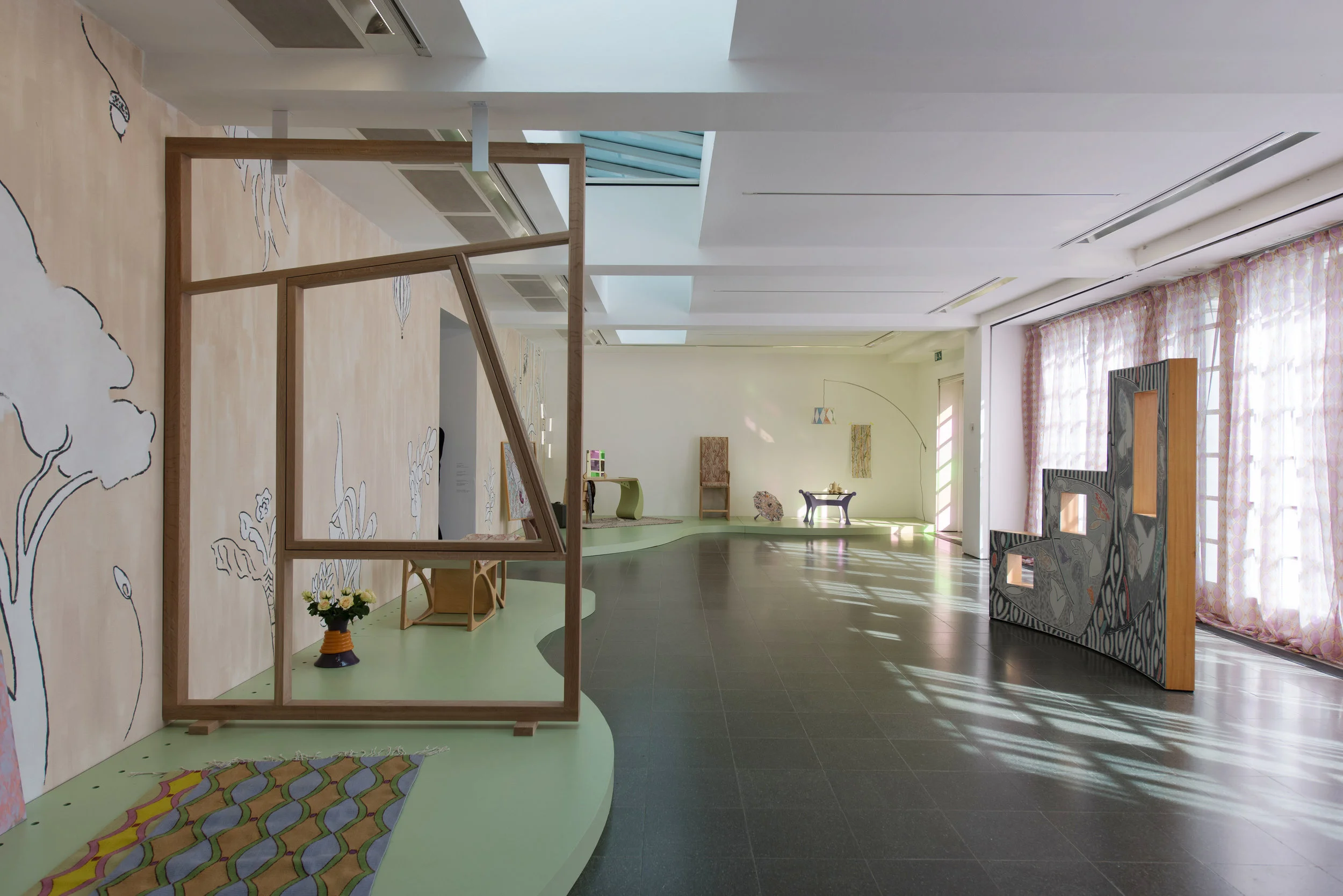 Marc Camille Chaimowicz: An Autumn Lexicon; Installation View, Serpentine Gallery (29 September – 20 November 2016); Photo © Hugo Glendinning