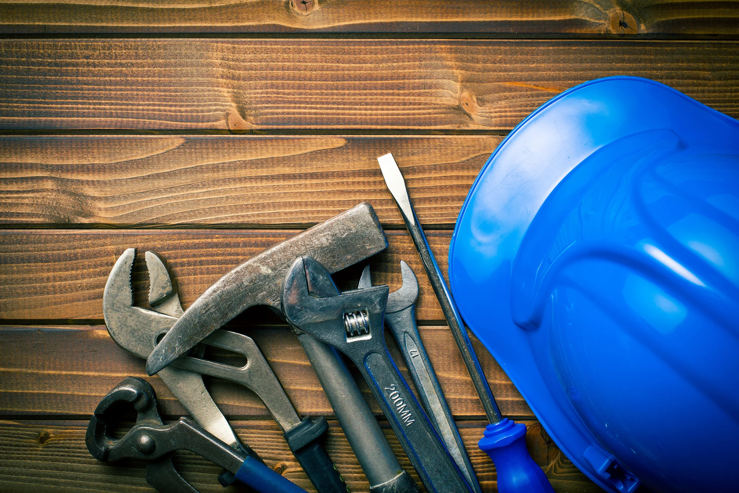   Construction and Project Management   We help you keep on track.   Learn More  