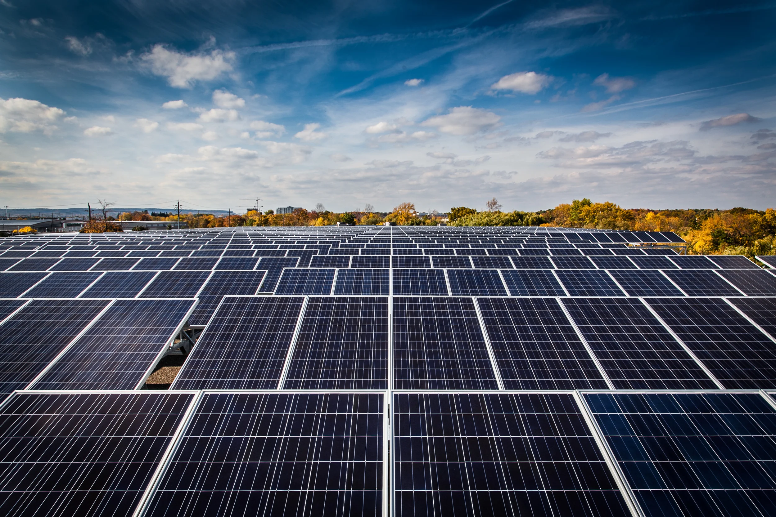 321kW Office and Warehouse