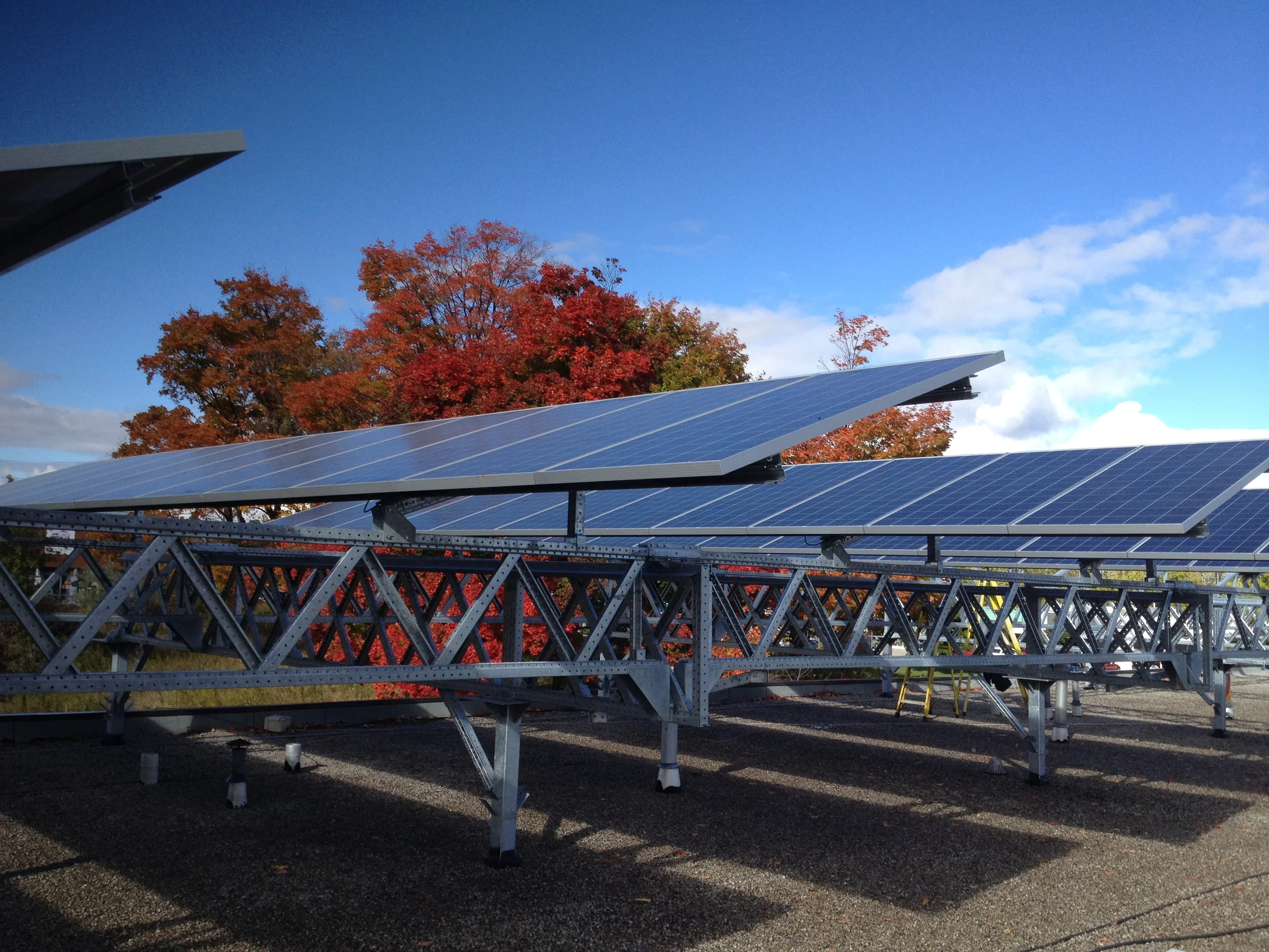 64 kW Office / Warehouse