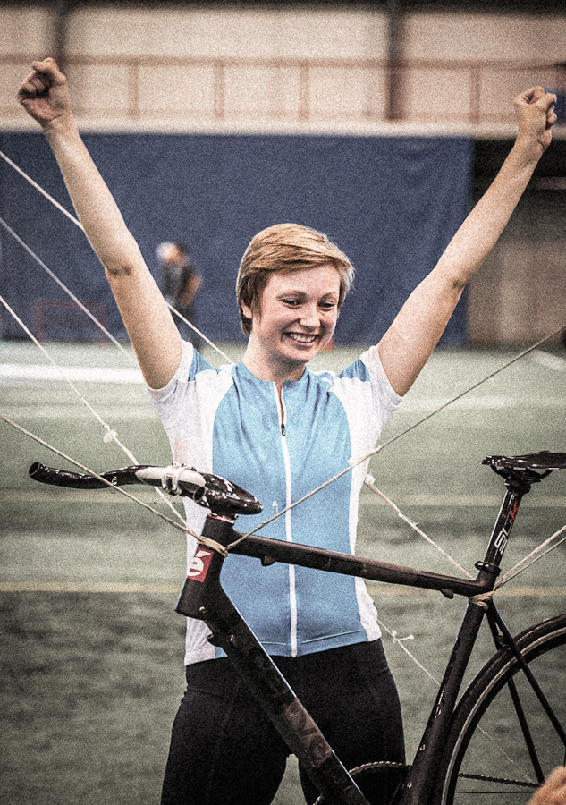 Alexis Reichert lands safely after her 53 second World Record Flight.