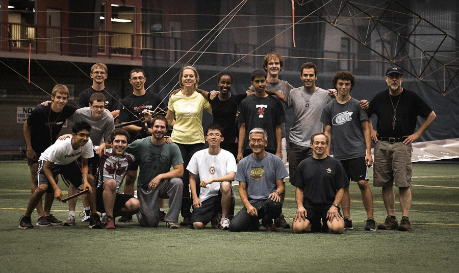 The proud new pilots! From left to right: (Top) Alex Selwa, Alan Pettit, Calvin Moes, Trefor Evans, Linda Elphick, Wintta Ghebreiyesus, Julian Coelho, Marc Jutras, Cameron Robertson, Davy Evans, Mike Campbell, (bottom) Aakash Goel, Victor Ragusila, Todd Reichert, Simon Li, Prof. Jun Nogami, Marc Poland.
