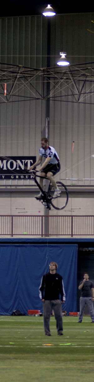 Todd at the peak of the climb, just as the alpha rotor begins to collapse.