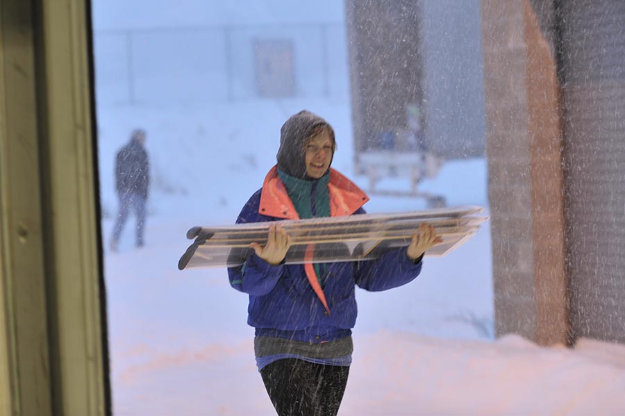 Alexis carrying in the canards.