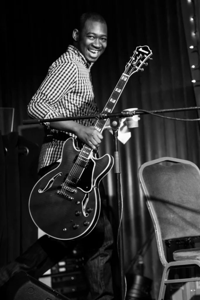 Chris Dave-5.jpg