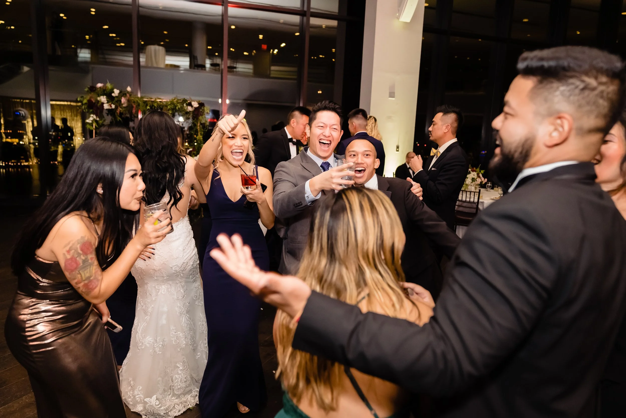 krysteen-jonathan-encore-state-room-boston-wedding-photographer-nicole-chan-photography-829.JPG