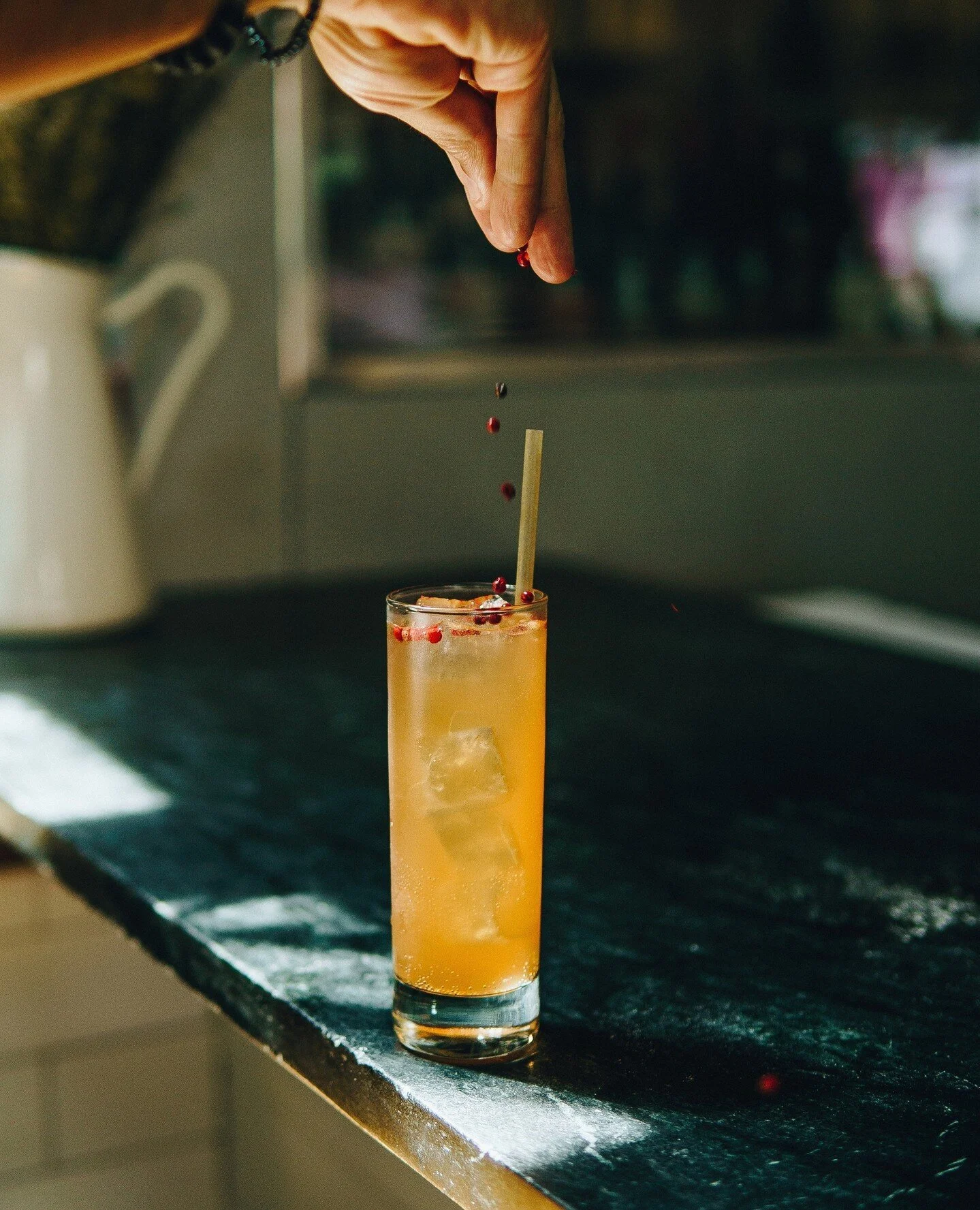 Reminding you to make your reservations for this weekend! We are quickly booking up, so plan ahead 😇⁠
-⁠
-⁠
-⁠
⁠
#phillyseafood #seafood #rawbar #phillyfood #phillyfoodnearme #phillybar #phillyhappyhour #happyhour #bar #cocktails #phillyrestaurant #