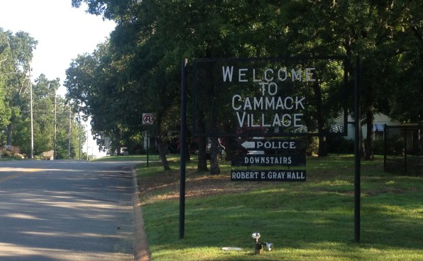 Cammack-Sign-and-Car-e1437148062622-745x450.jpg