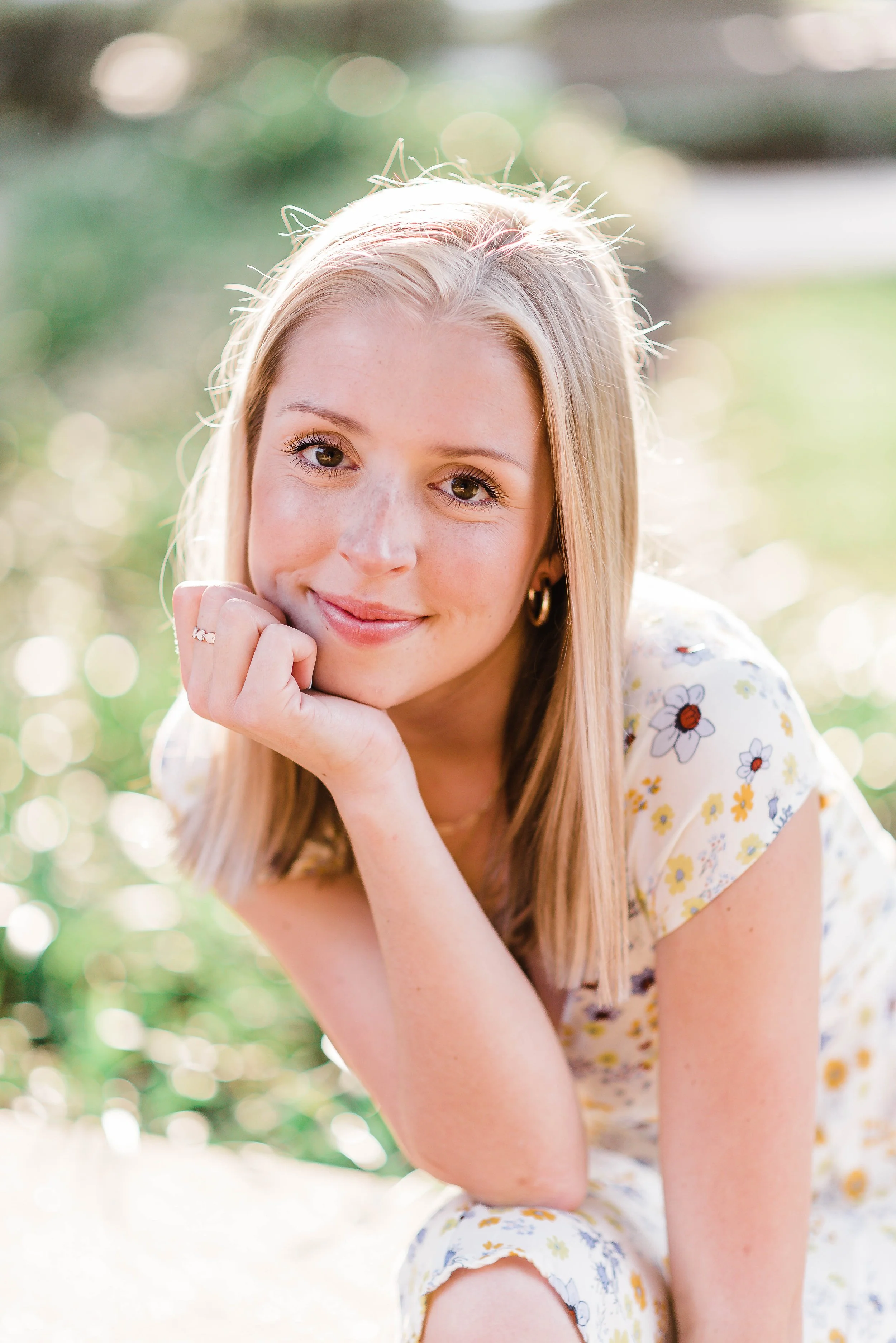 Sydney // Savannah, GA Senior Portrait Photographer // SCAD Senior Session
