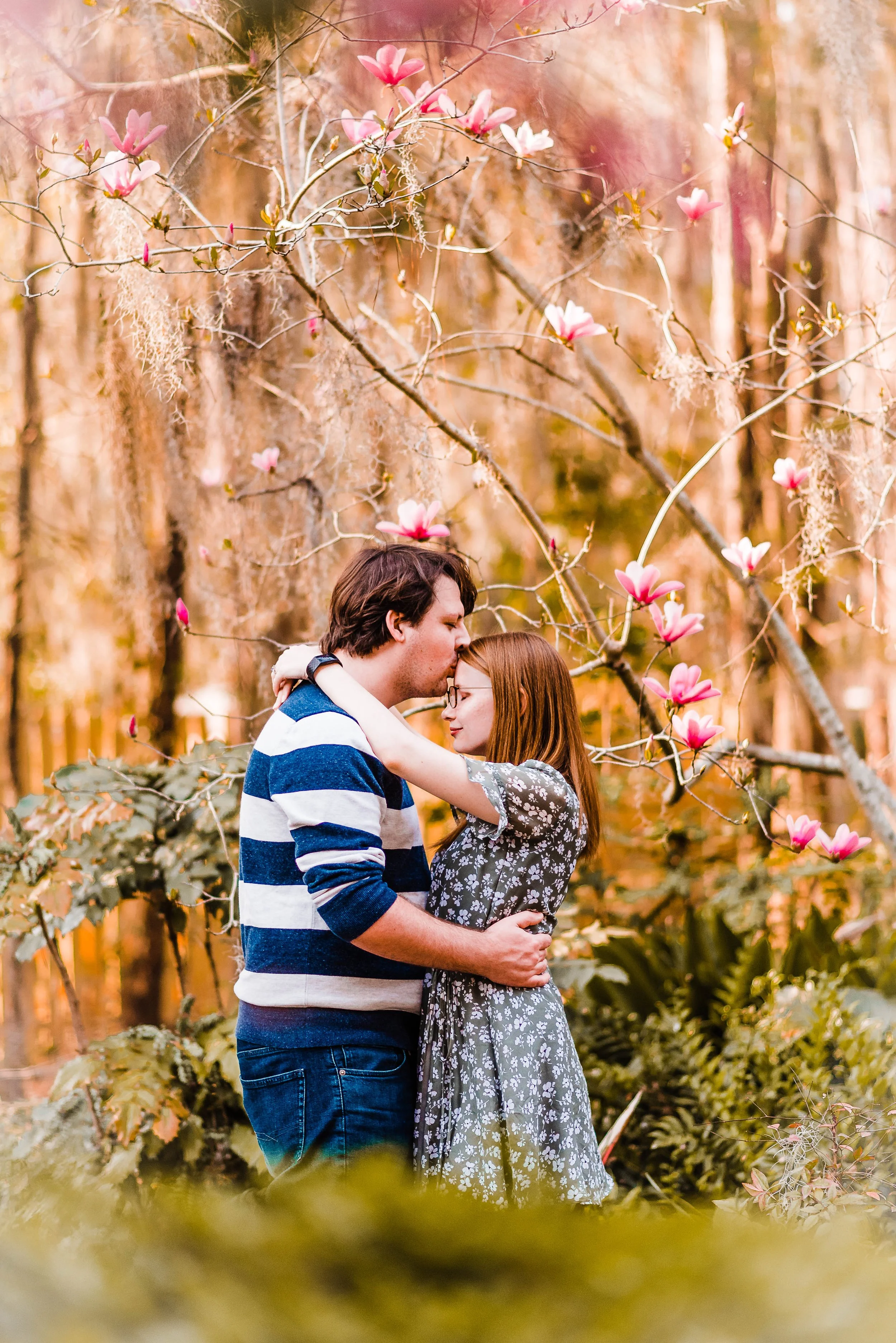 Ashley &amp; Dylan // Savannah, Georgia Engagement Photographer // Savannah Botanical Gardens