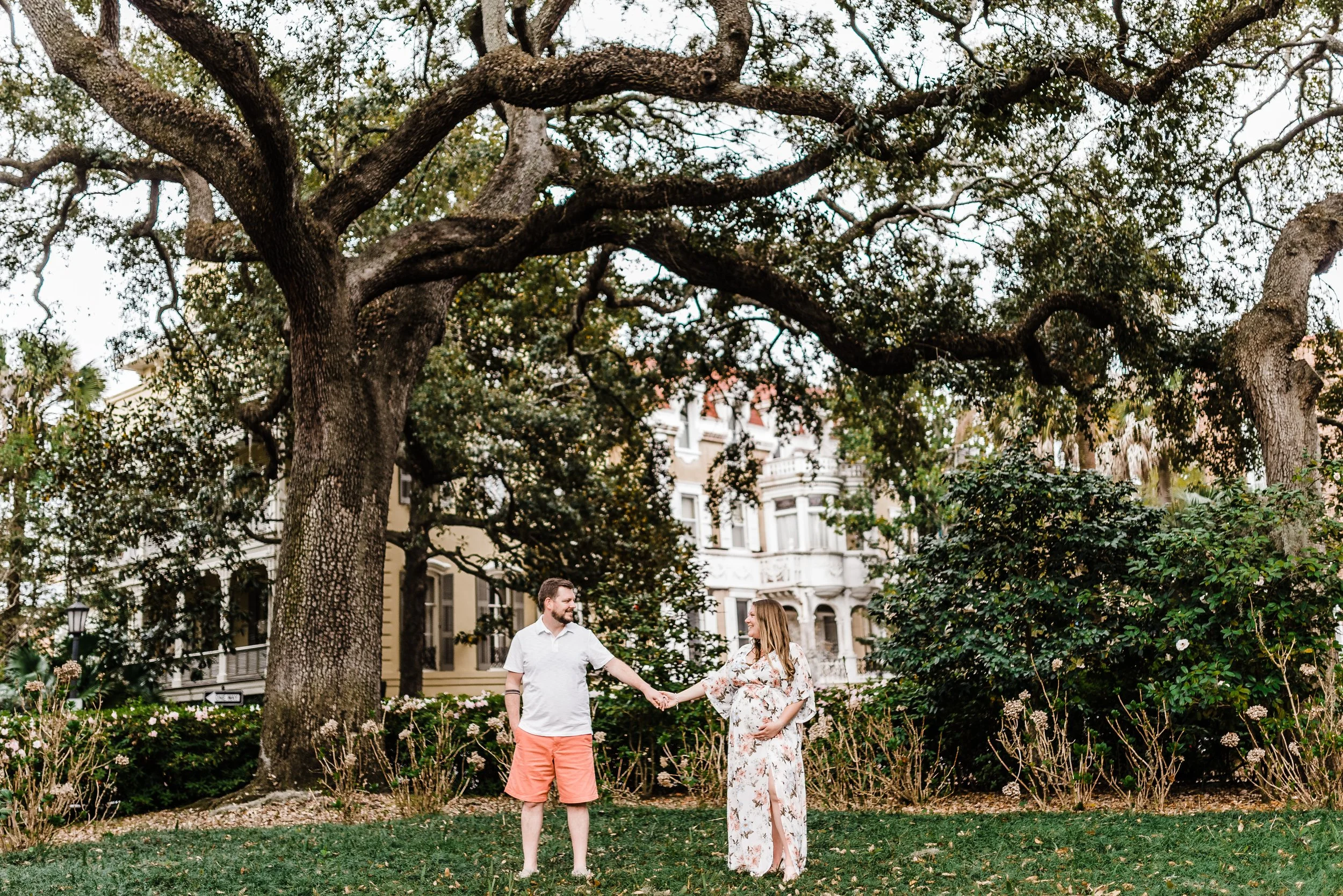 Justin &amp; Katie // Savannah, Georgia Maternity Photography // Forsyth Park and Gaston Street
