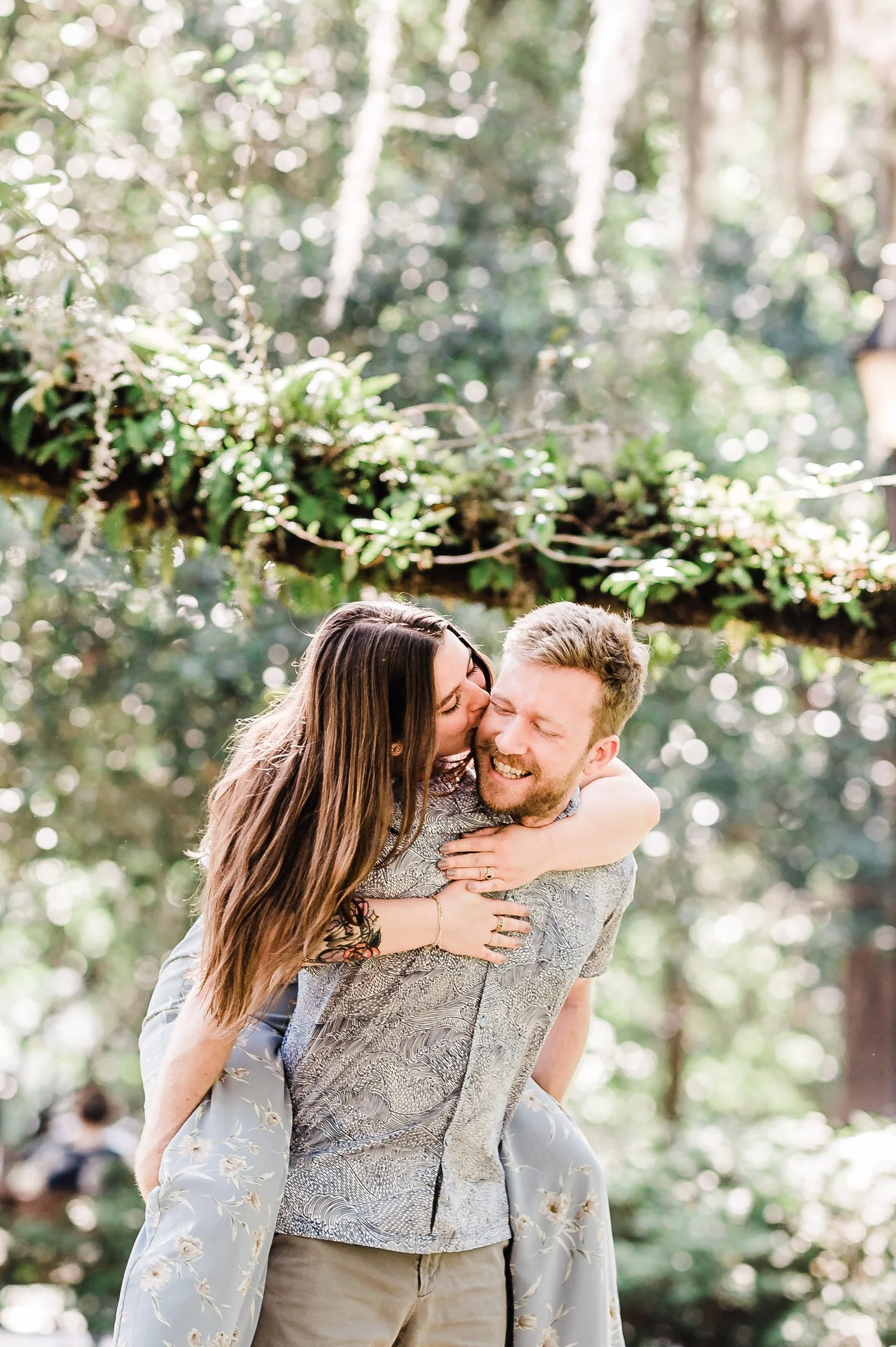 MINI ANNIVERSARY SESSION // SAVANNAH, GEORGIA COUPLES PHOTOGRAPHER // FORSYTH PARK, SAVANNAH, GEORGIA