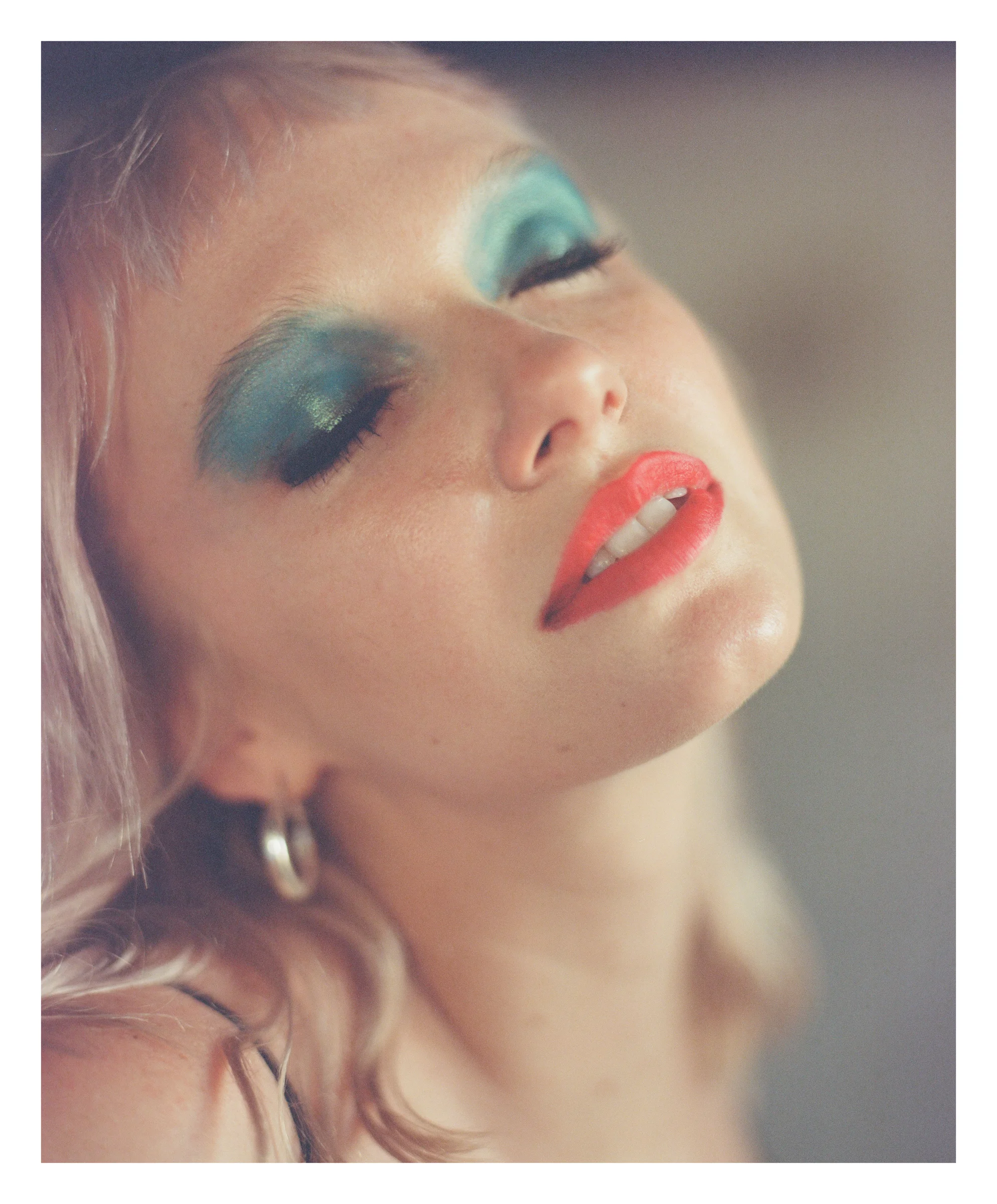 FLAUNT MAGAZINE