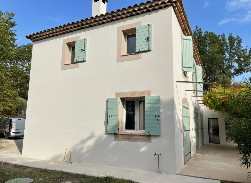 Ravalement de façade en RME à Puyloubier