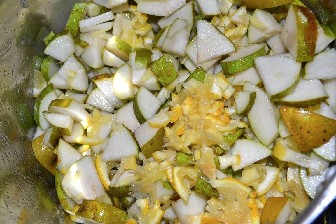 shoptwoblooms chopped pears/lemon.jpg