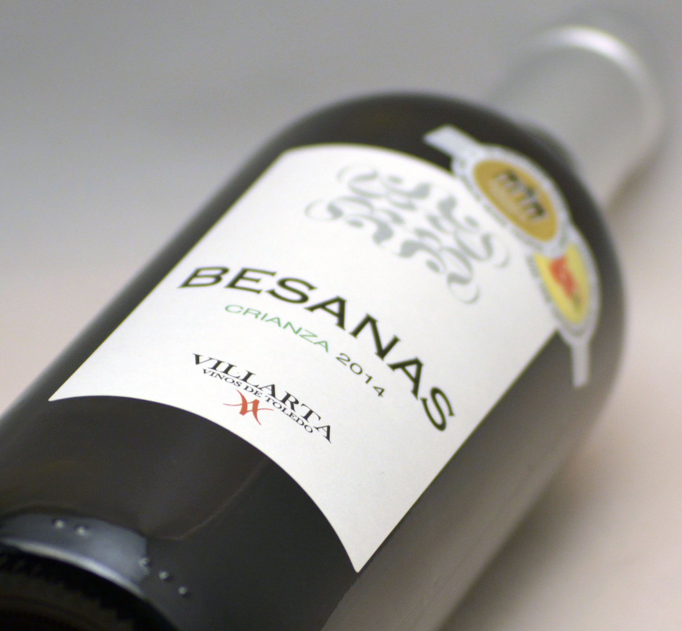 besanas.crianza.2014.tumbada.1.1.jpg