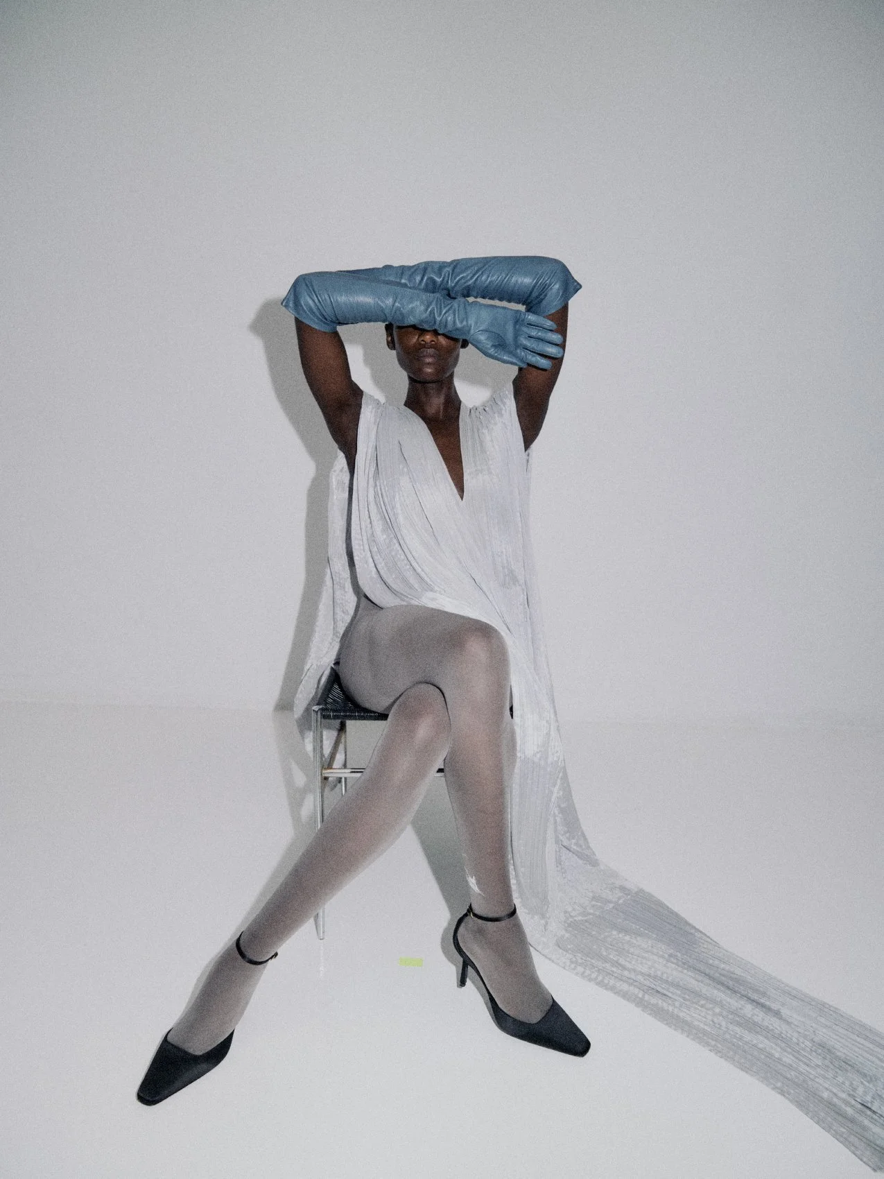 10_REPORT_MAGAZINE_EssenceTaylor_0911.jpg