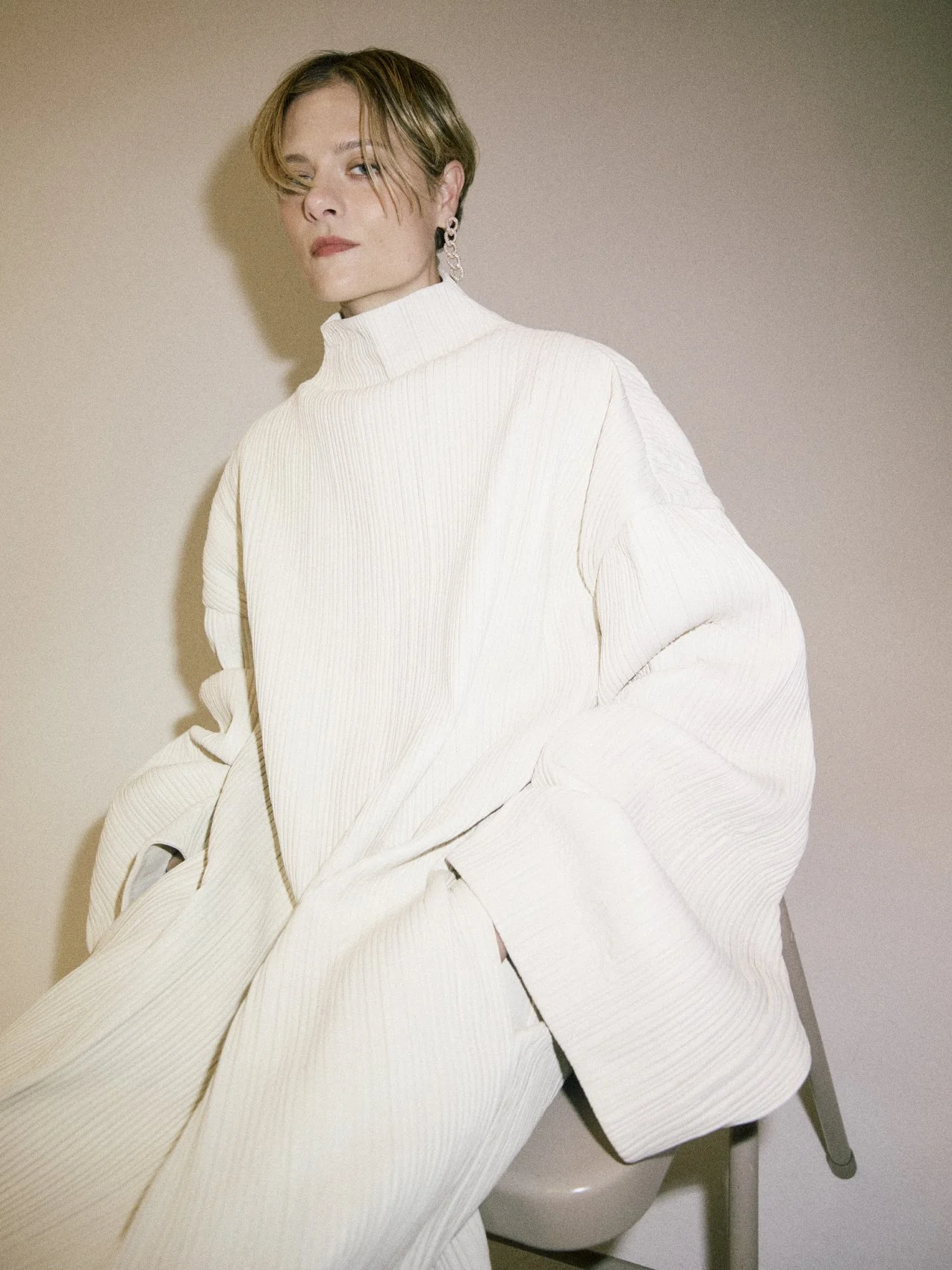 Louisa Jacobson for THEWRAPBOOK 