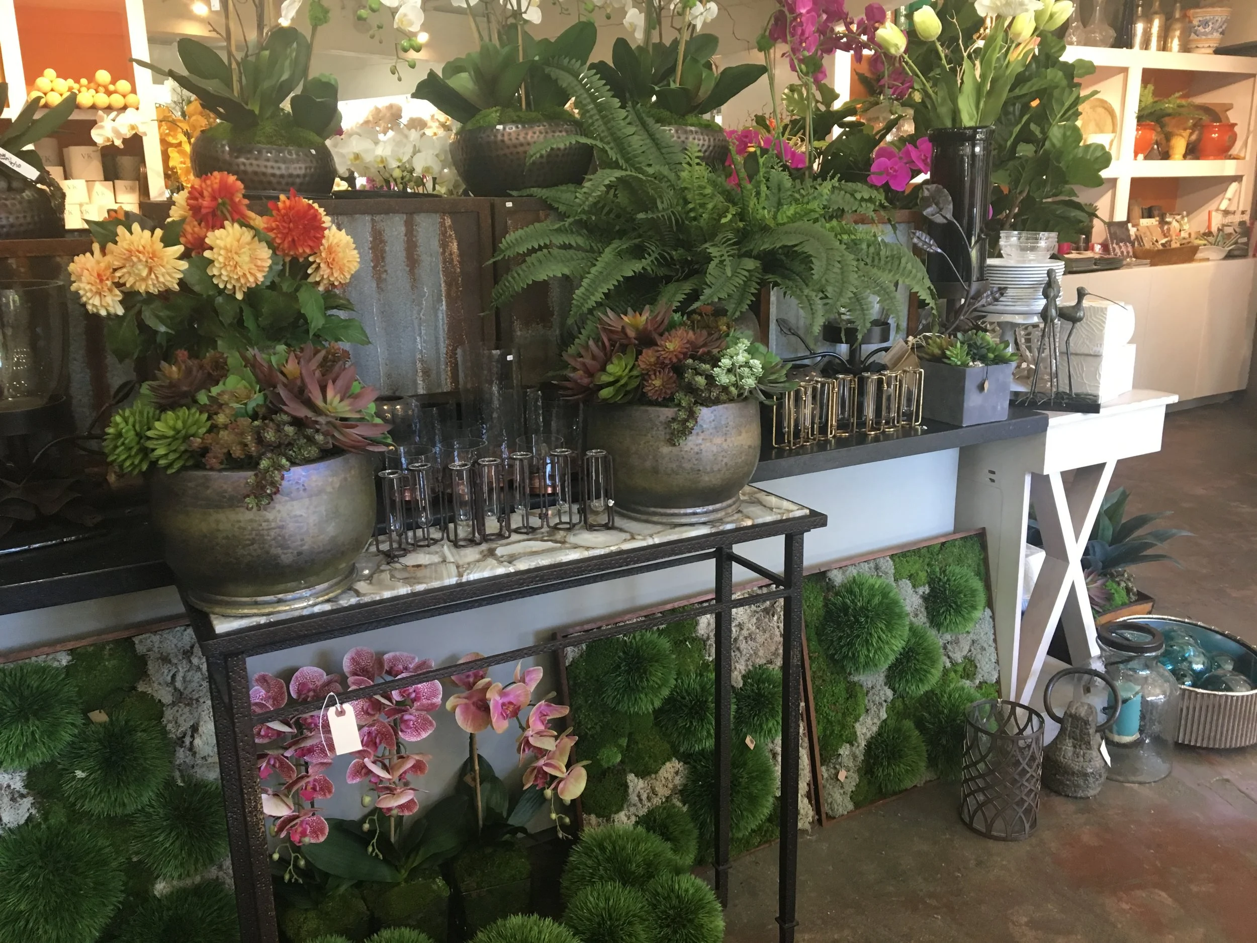 lots of floral arrangments