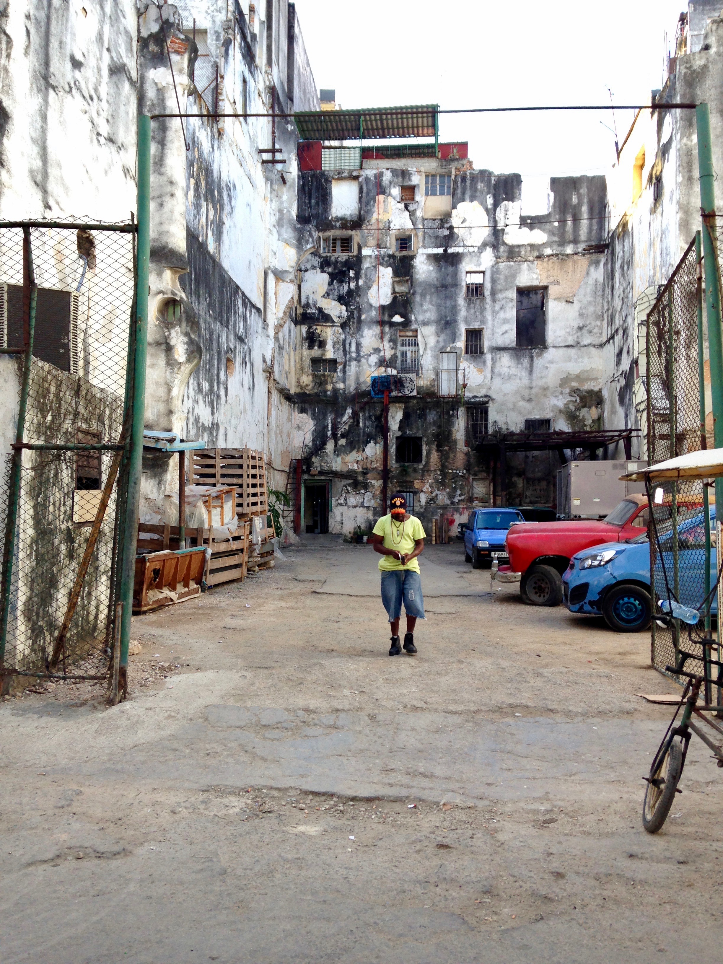 Centro Habana. Photo by J. Austria