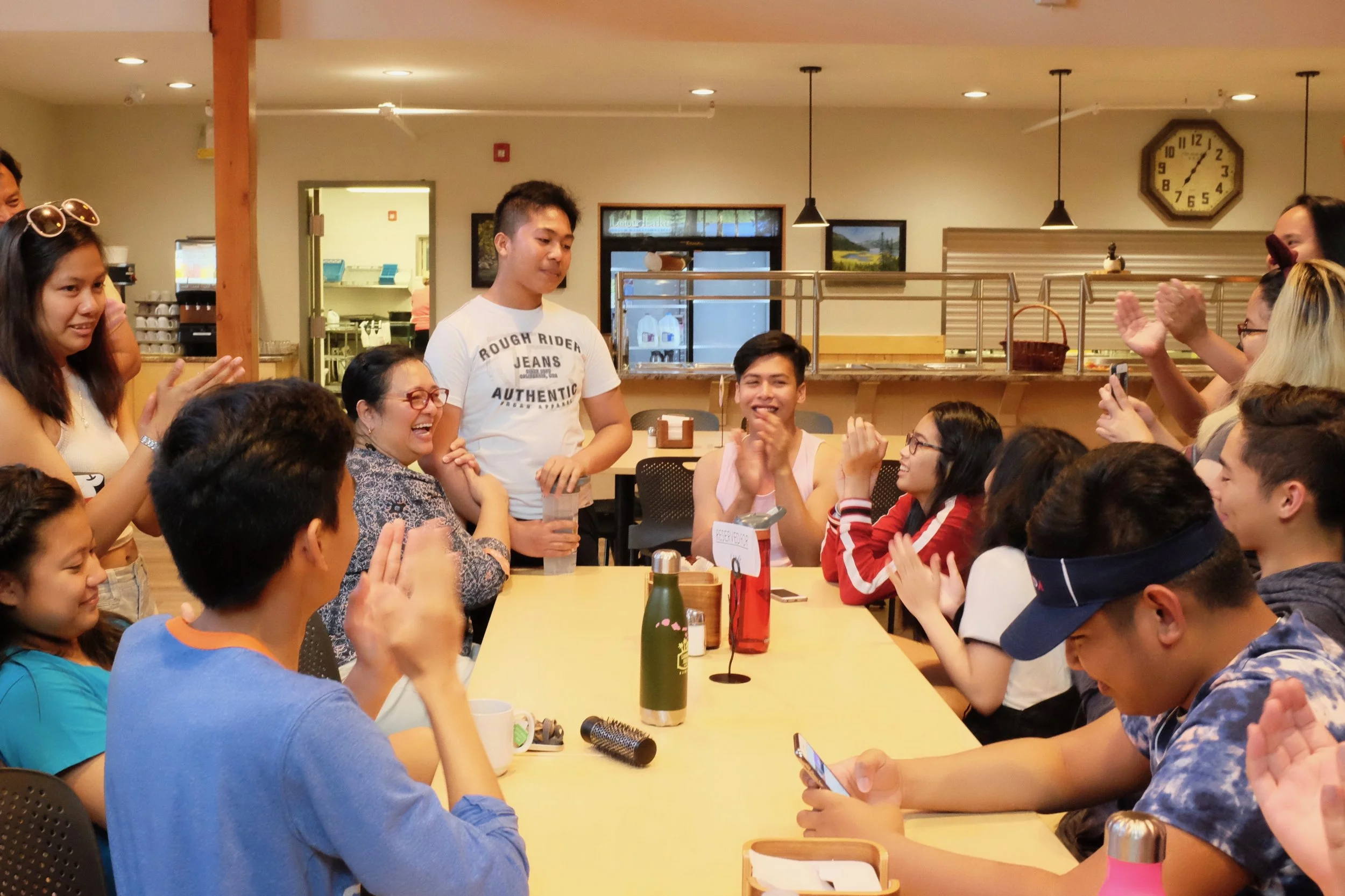 Mentee Jomar Calayan entertaining the crowd. Photo by J. Austria