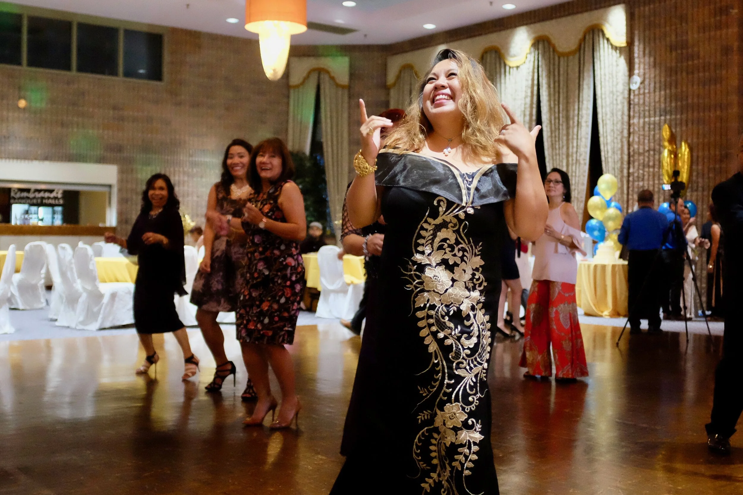 Lilac Caña on the dance floor. Photo by J. Austria.