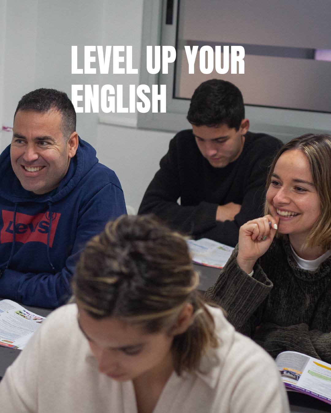 Copia de teens square (1200 x 628 px) (1910 x 1000 px) (1080 x 1350 px) (1).png