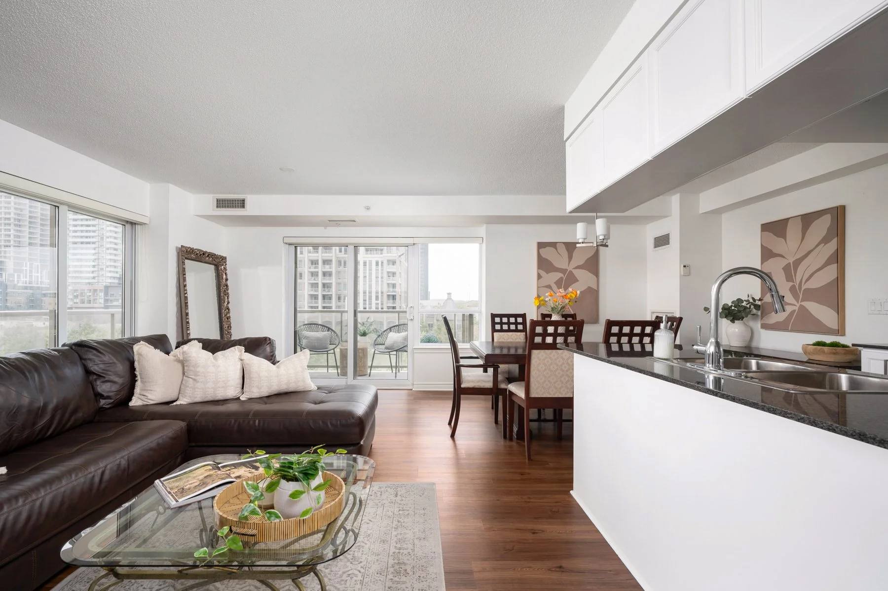 350 Princess Royal #405, Mississauga-32.jpg