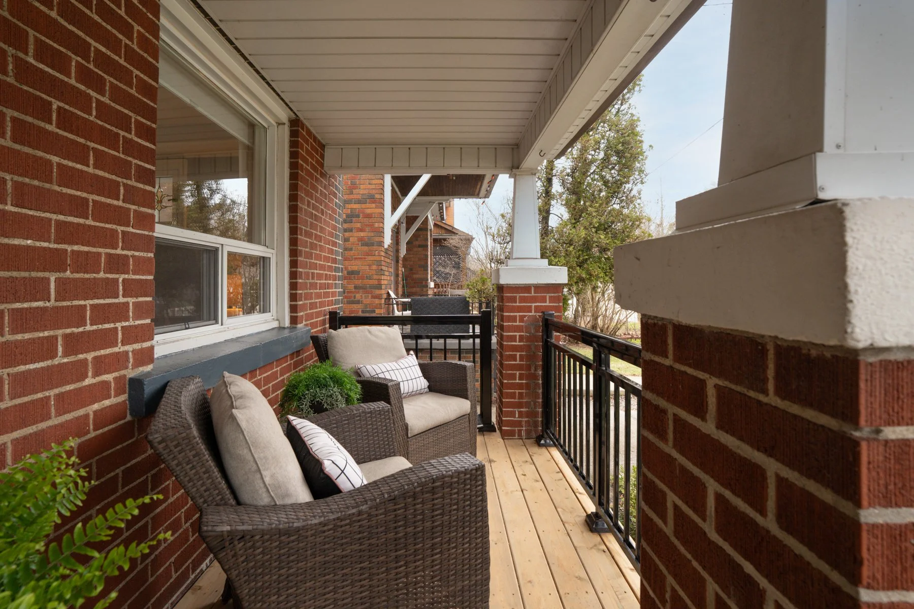 14 Third St. Etobicoke-54.jpg