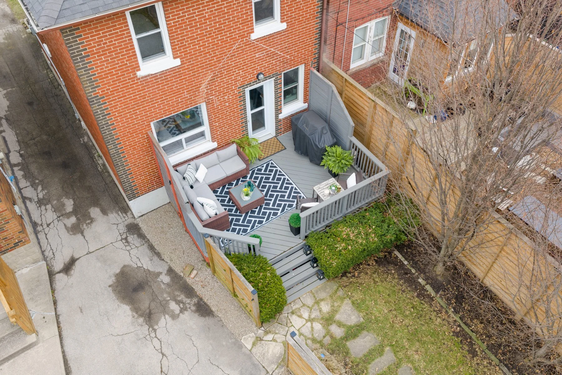 14 Third St. Etobicoke-59.jpg