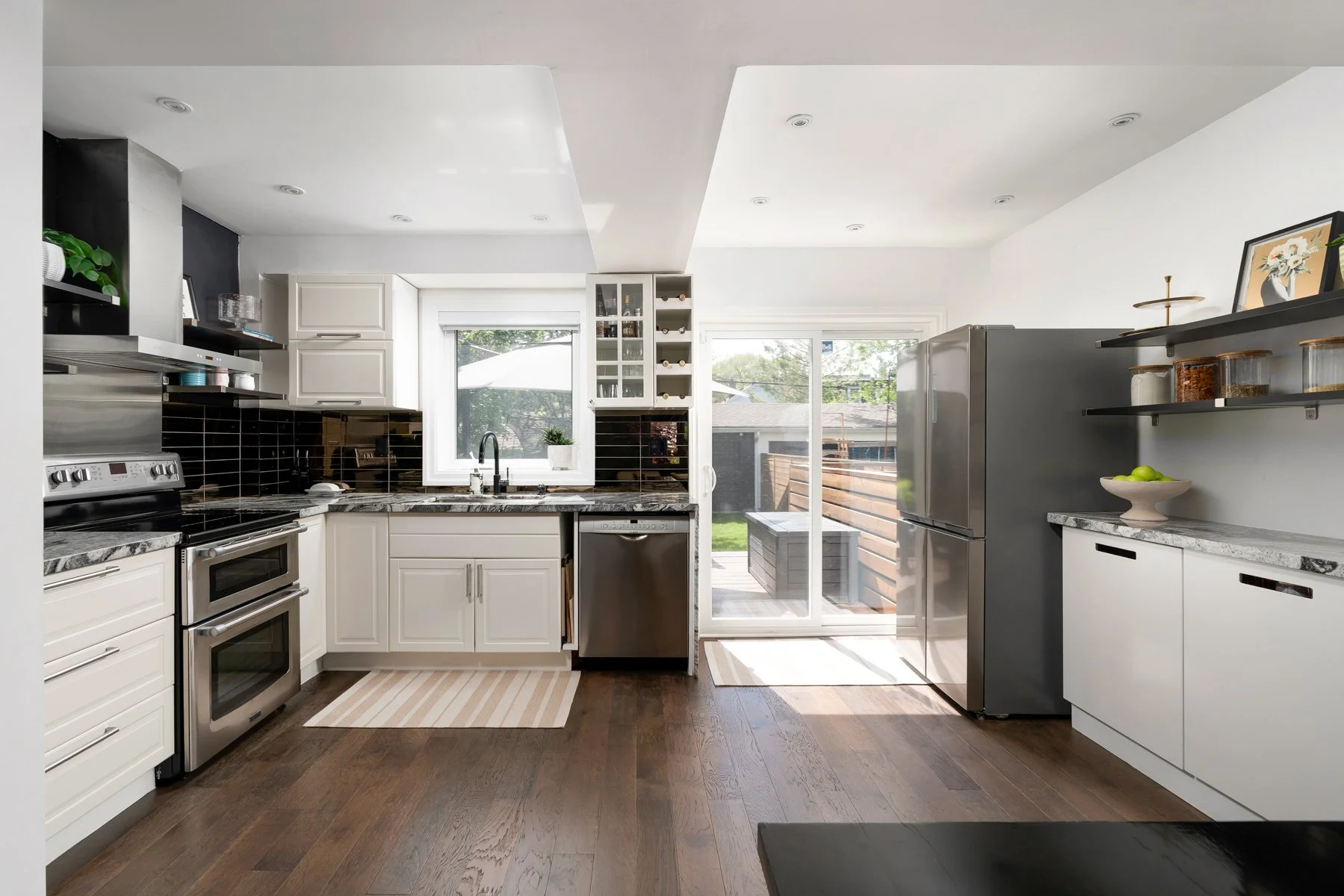 52 Fifth St. Etobicoke-24.jpg