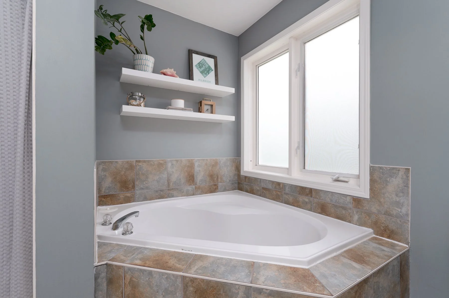2279 Pathfinder Dr. Burlington-30.jpg