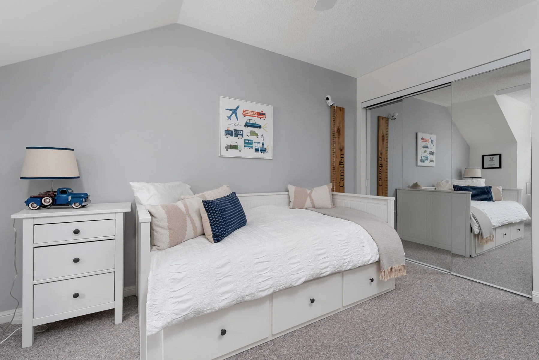 2279 Pathfinder Dr. Burlington-32.jpg