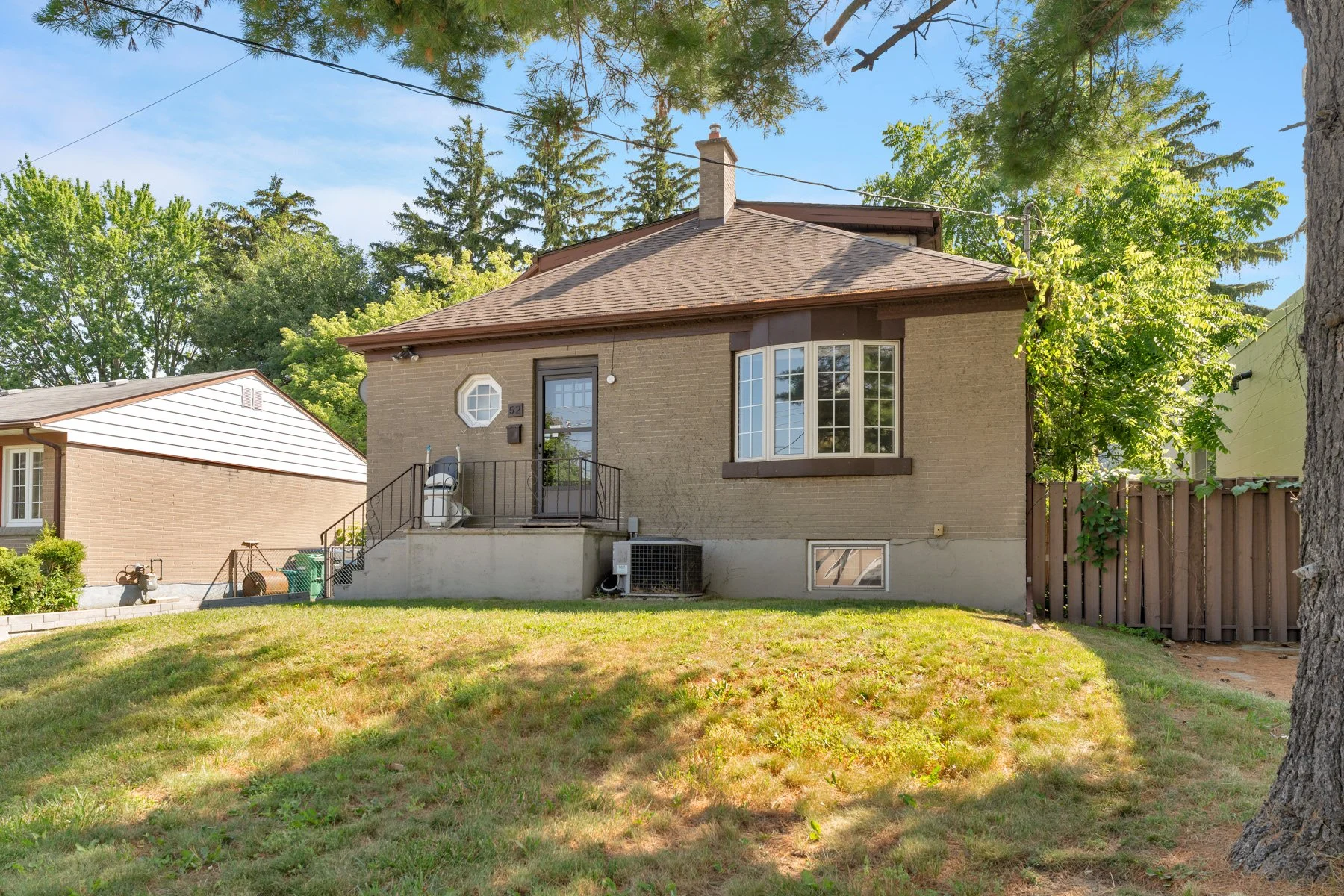 52 Briarwood Ave. Mississauga-5.jpg
