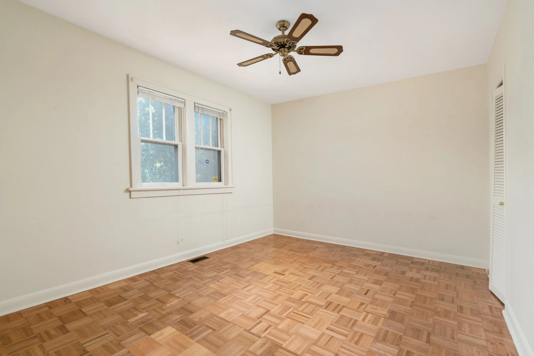 52 Briarwood Ave. Mississauga-30.jpg