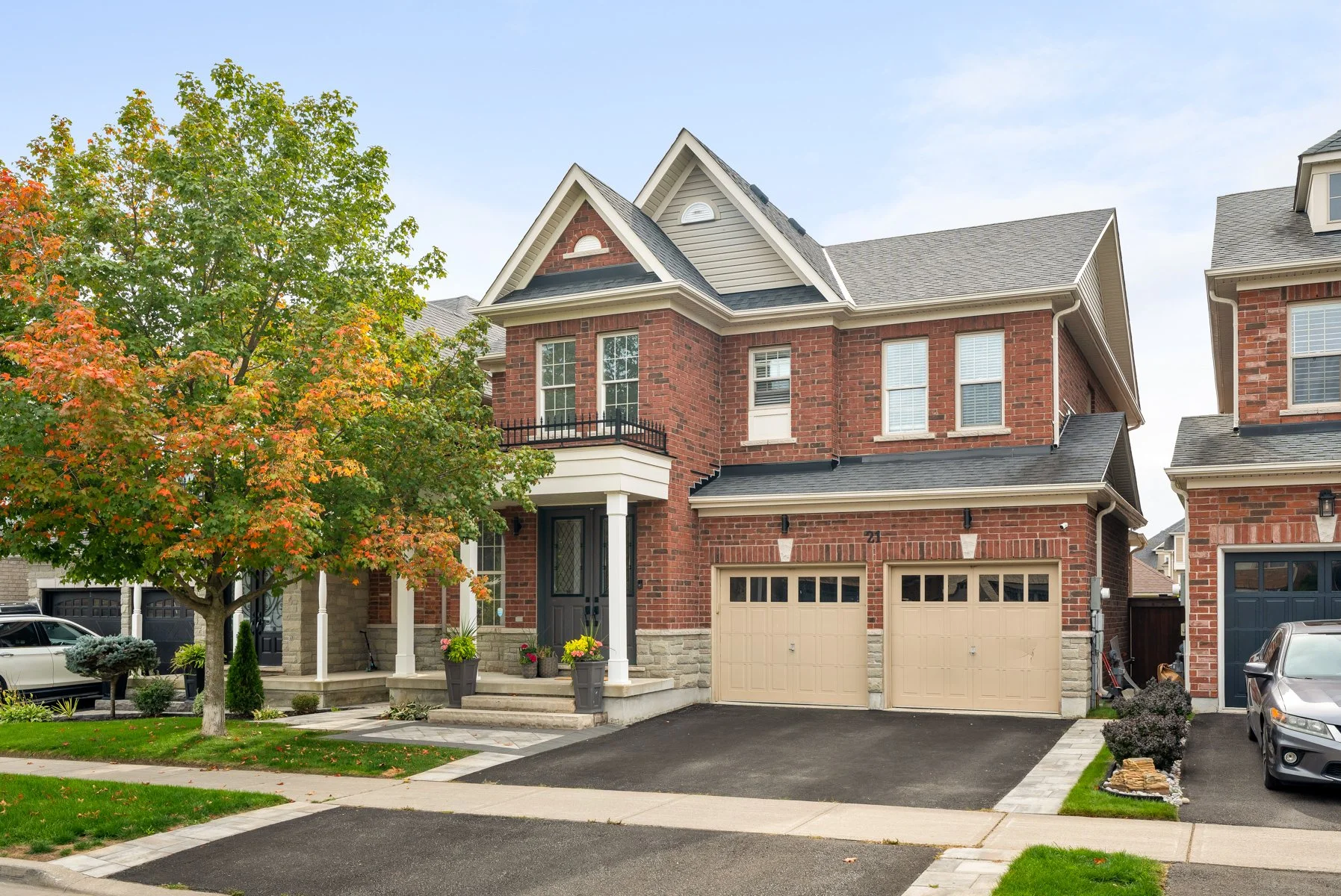 21 Boyces Creek Crt. Caledon East-3.jpg