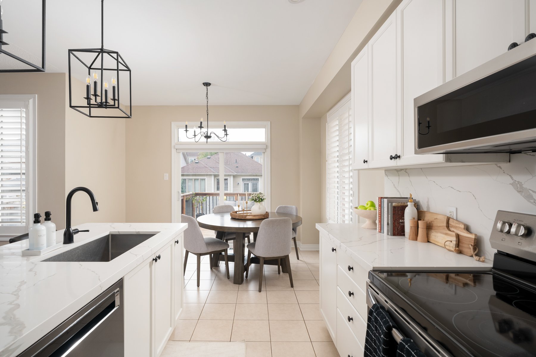 21 Boyces Creek Crt. Caledon East-24.jpg