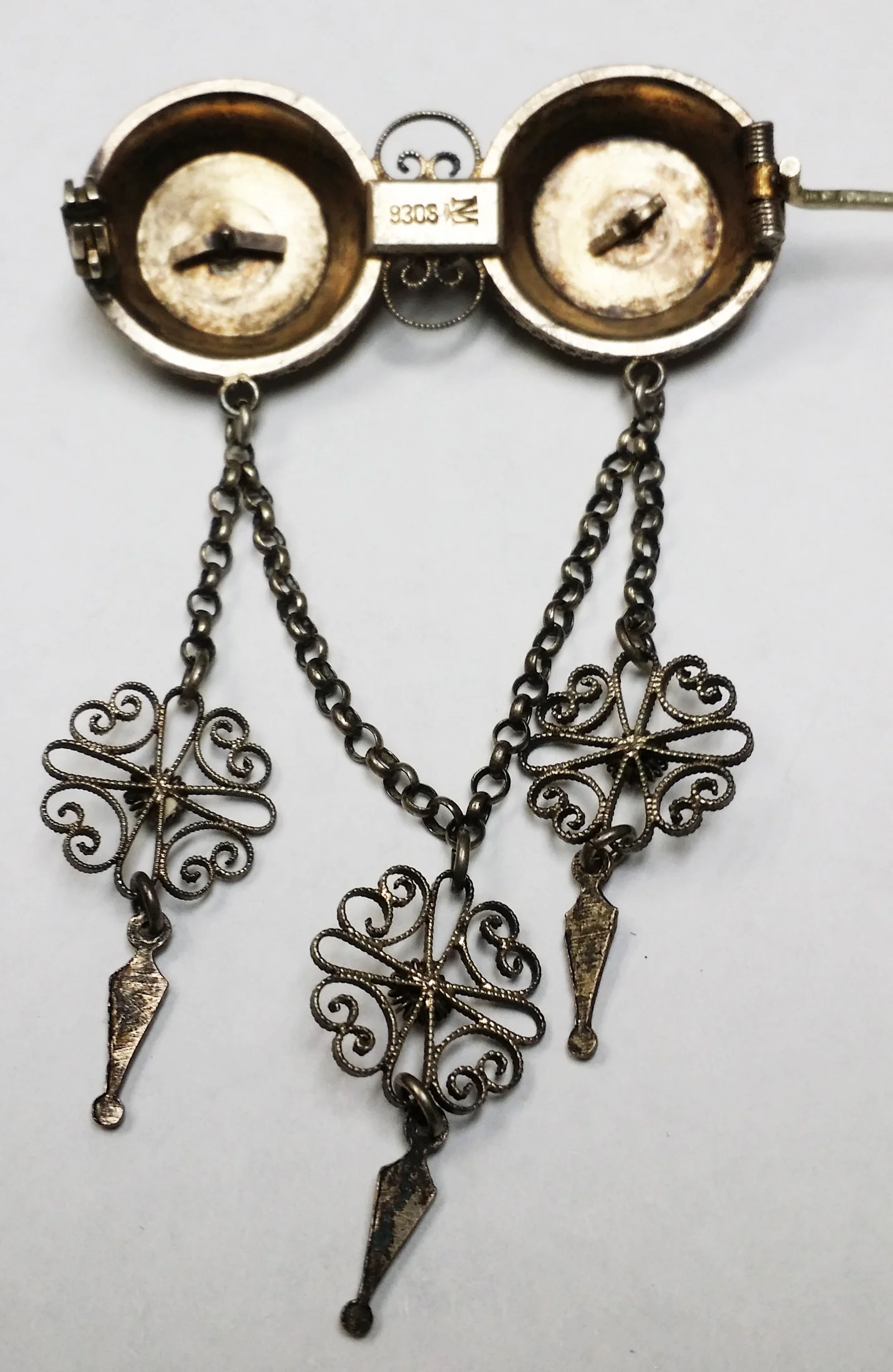 scan-10-14-dbl-filigree-bk.jpg
