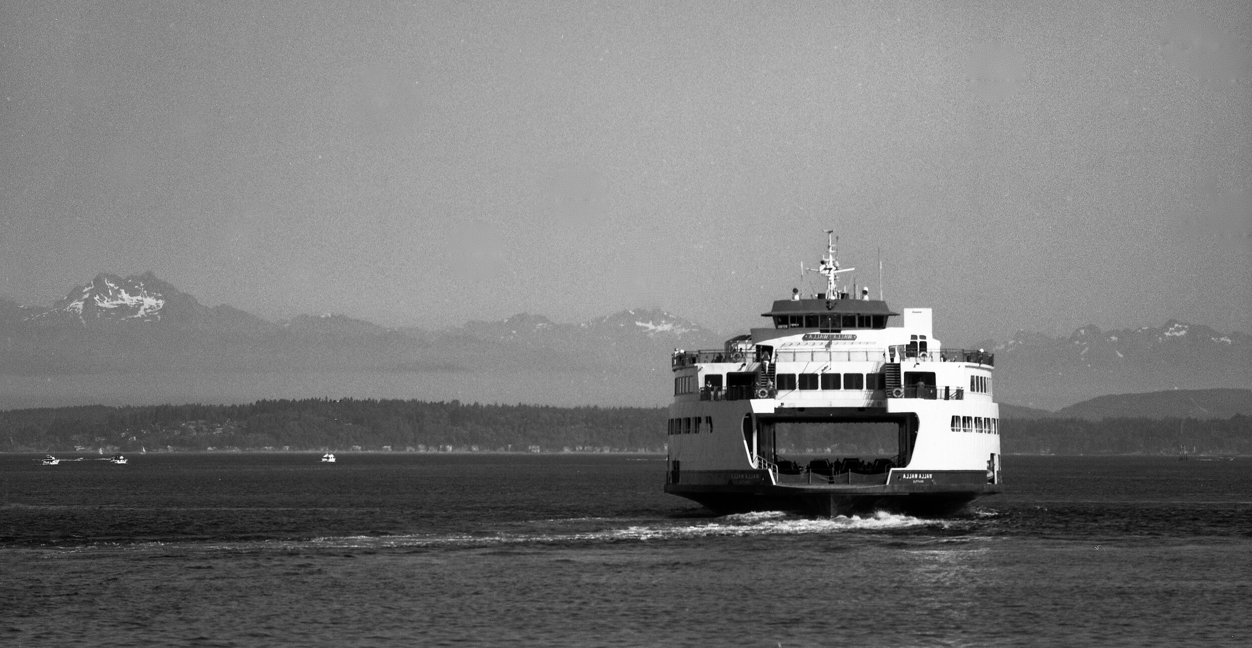 Ferry Boat and Cascades.jpg