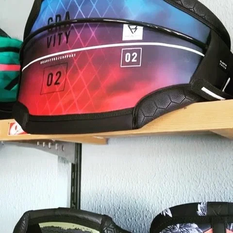 Kalite, tasarım ve konfor.Yeni sezon Brunotti Harness modelleri Myga Surf…