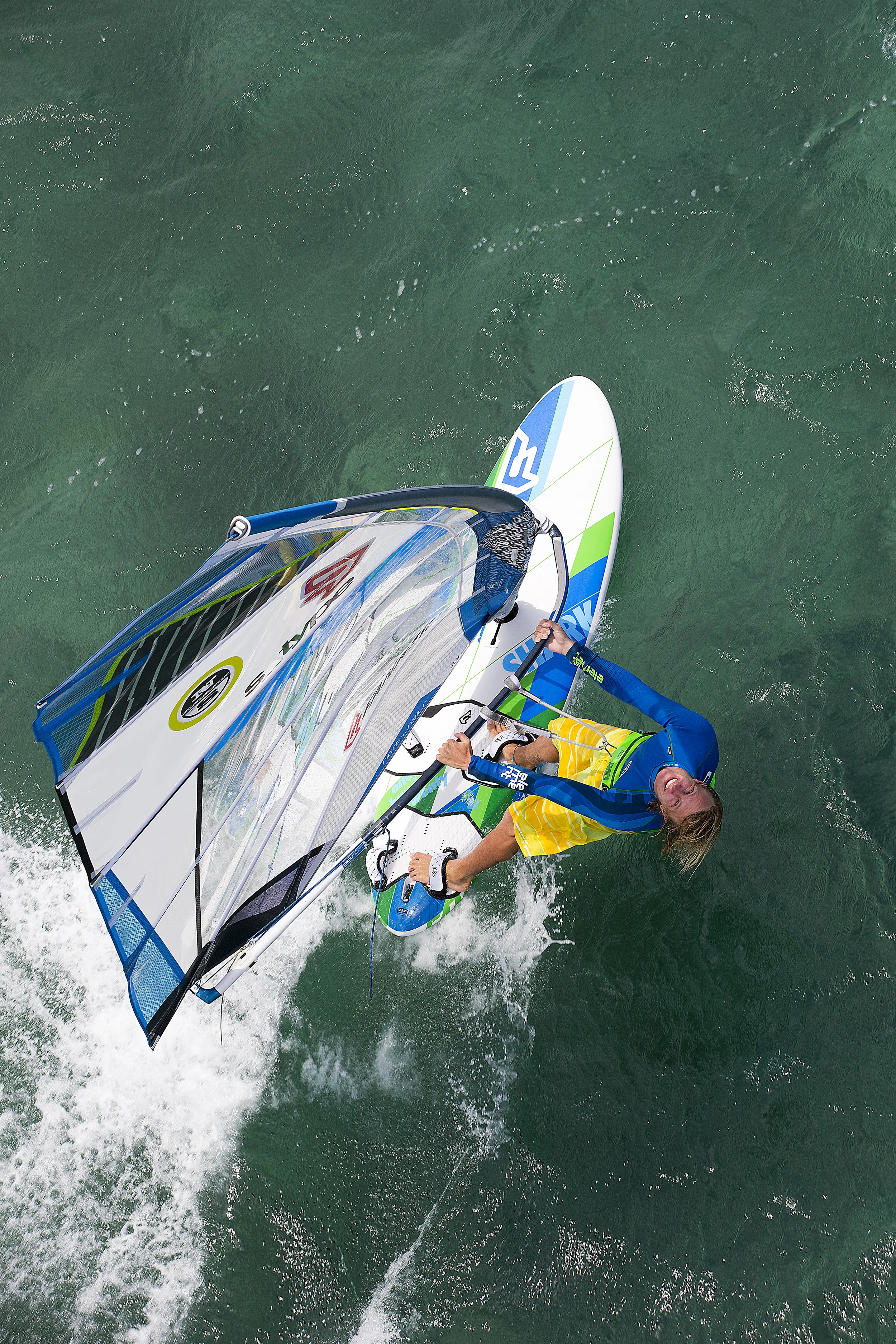 WINDSURF'DE TRAPEZ VE AYAKLIK TAKMAK...